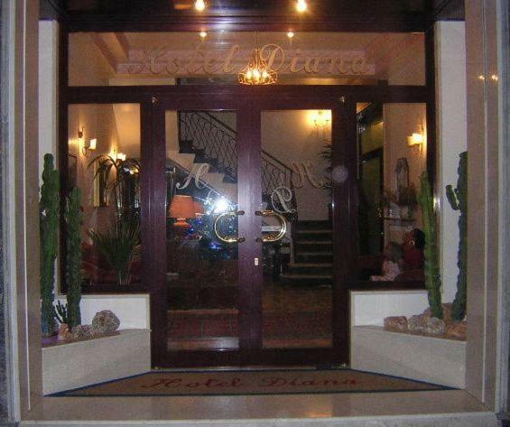 Hotel Nuovo Diana Neapol Zewnętrze zdjęcie